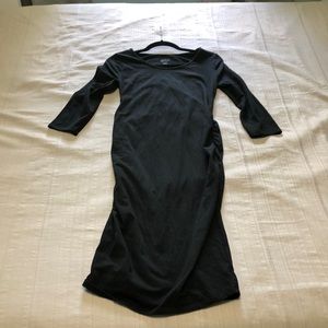 Black 3/4 sleeve Isabel maternity size small midi dress form fitting